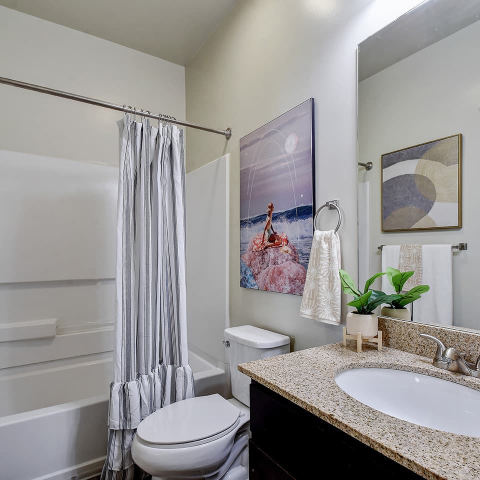 1415_Craddock_Avenue_0021