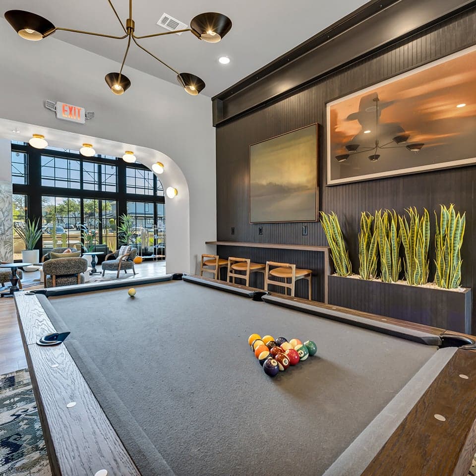 Cottages-at-San-Marcos—Amenities—Leasing-&-Game-Room-(5)