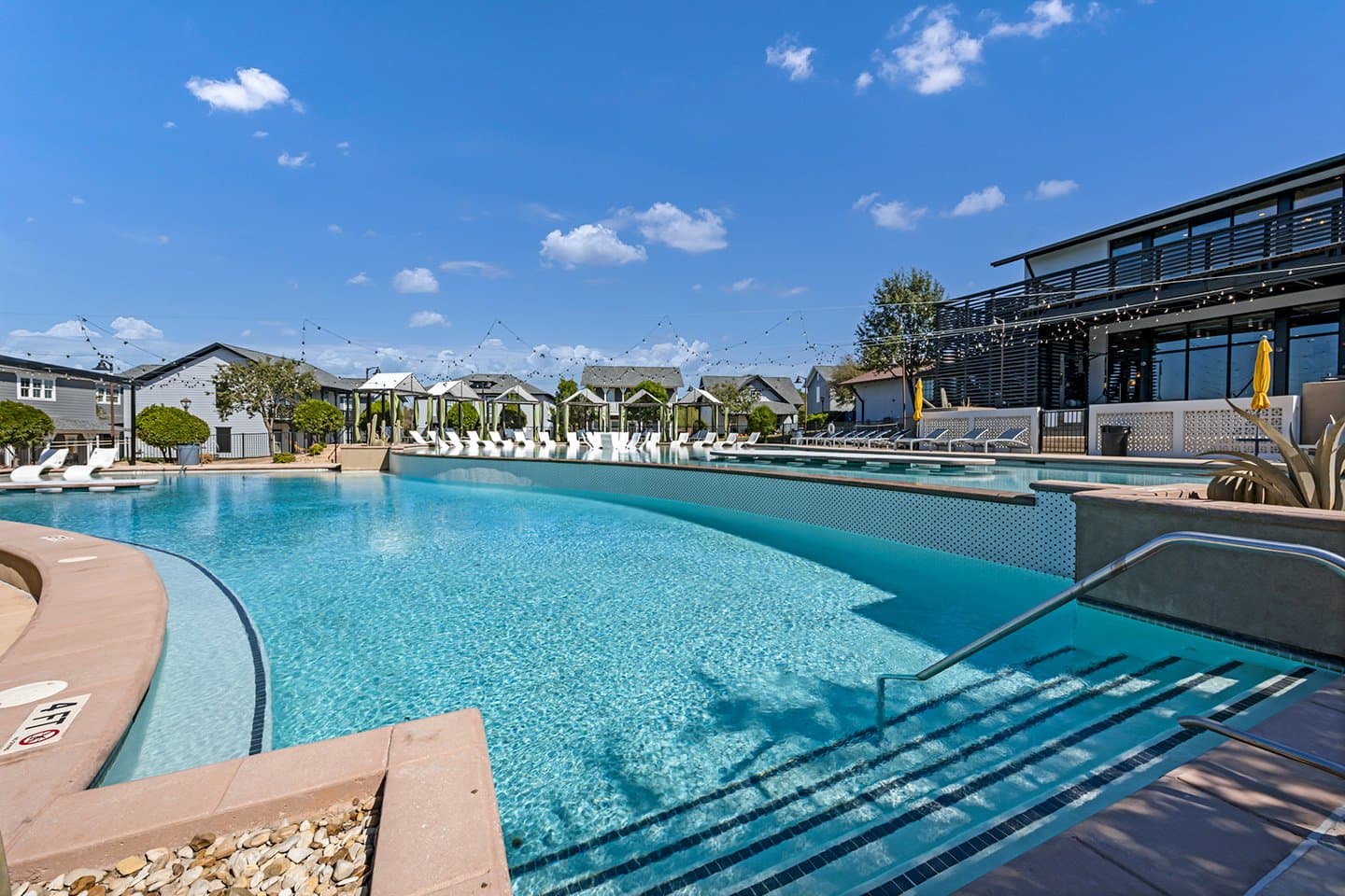 Cottages-at-San-Marcos—Amenities—Pool-Deck-(7)